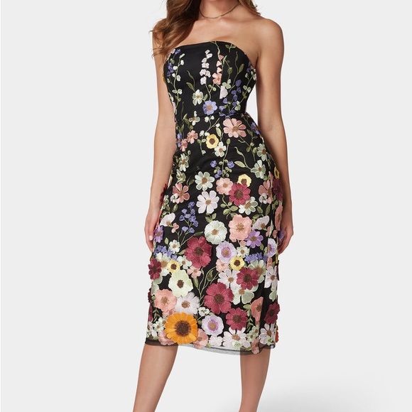 DELILAH FLORAL EMBROIDERED DRESS - Picture 2 of 4